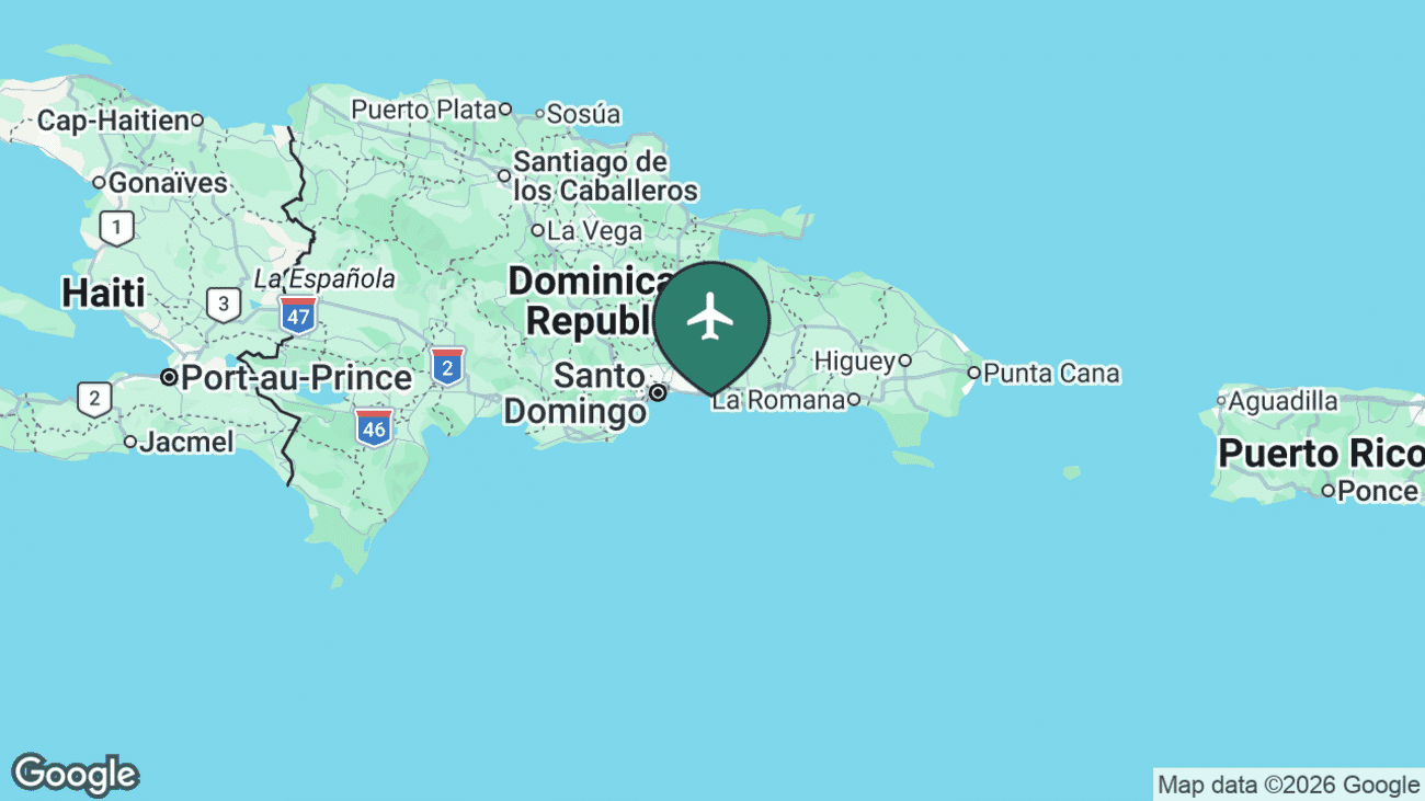 Map showing the location of Las Américas International Airport (SDQ) near Santo Domingo on the south coast