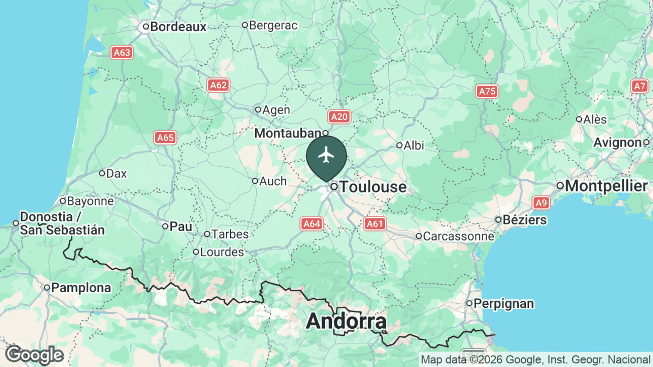 Map showing the location of Toulouse-Blagnac Airport (TLS) near Toulouse, France