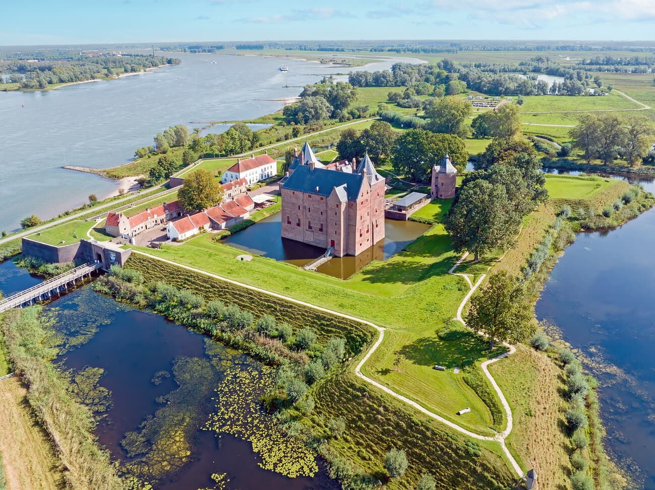 The Loevestein Castle that played a pivotal role in Dutch history