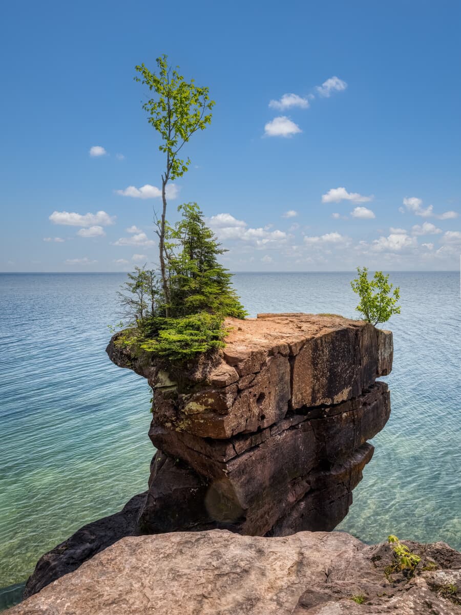 Apostle Islands National Lakeshore, a symphony of water, rock, and sky