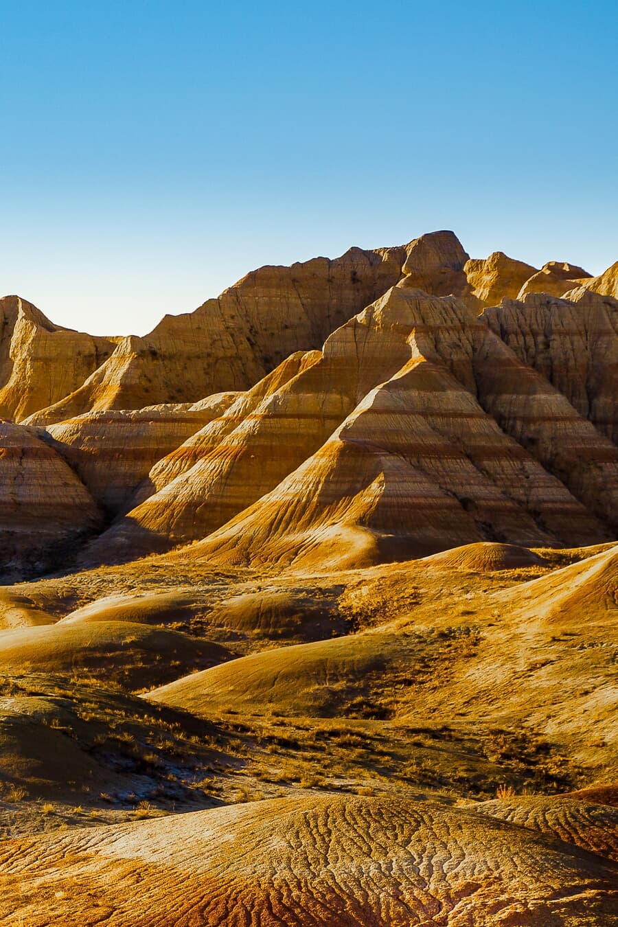 The eroded buttes and pinnacles of Badlands