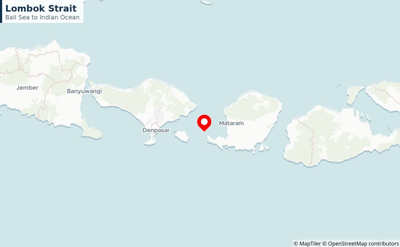 Close-up map of the Lombok Strait between Bali and Lombok