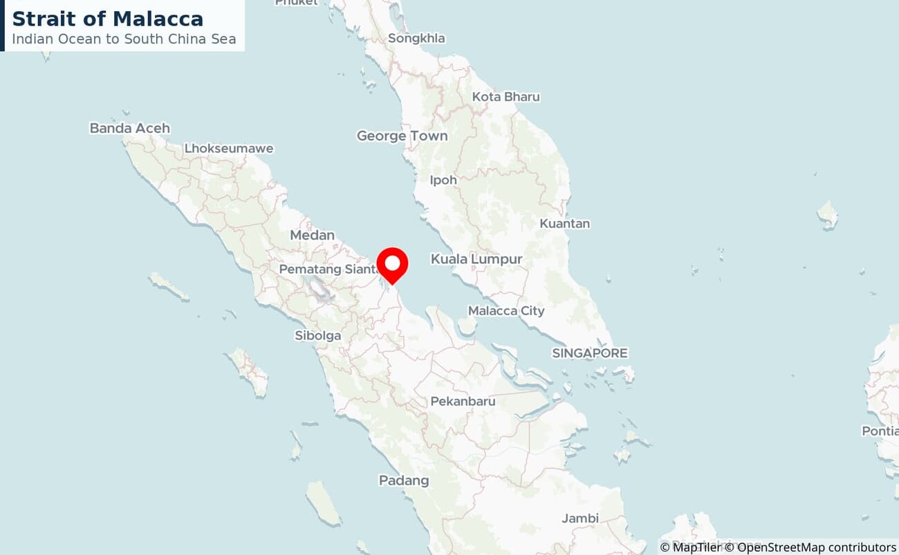 Close-up map of the Strait of Malacca between Sumatra and the Malay Peninsula
