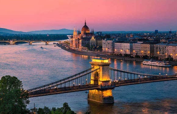 Die Hauptstädte, durch die die Donau fließt 4