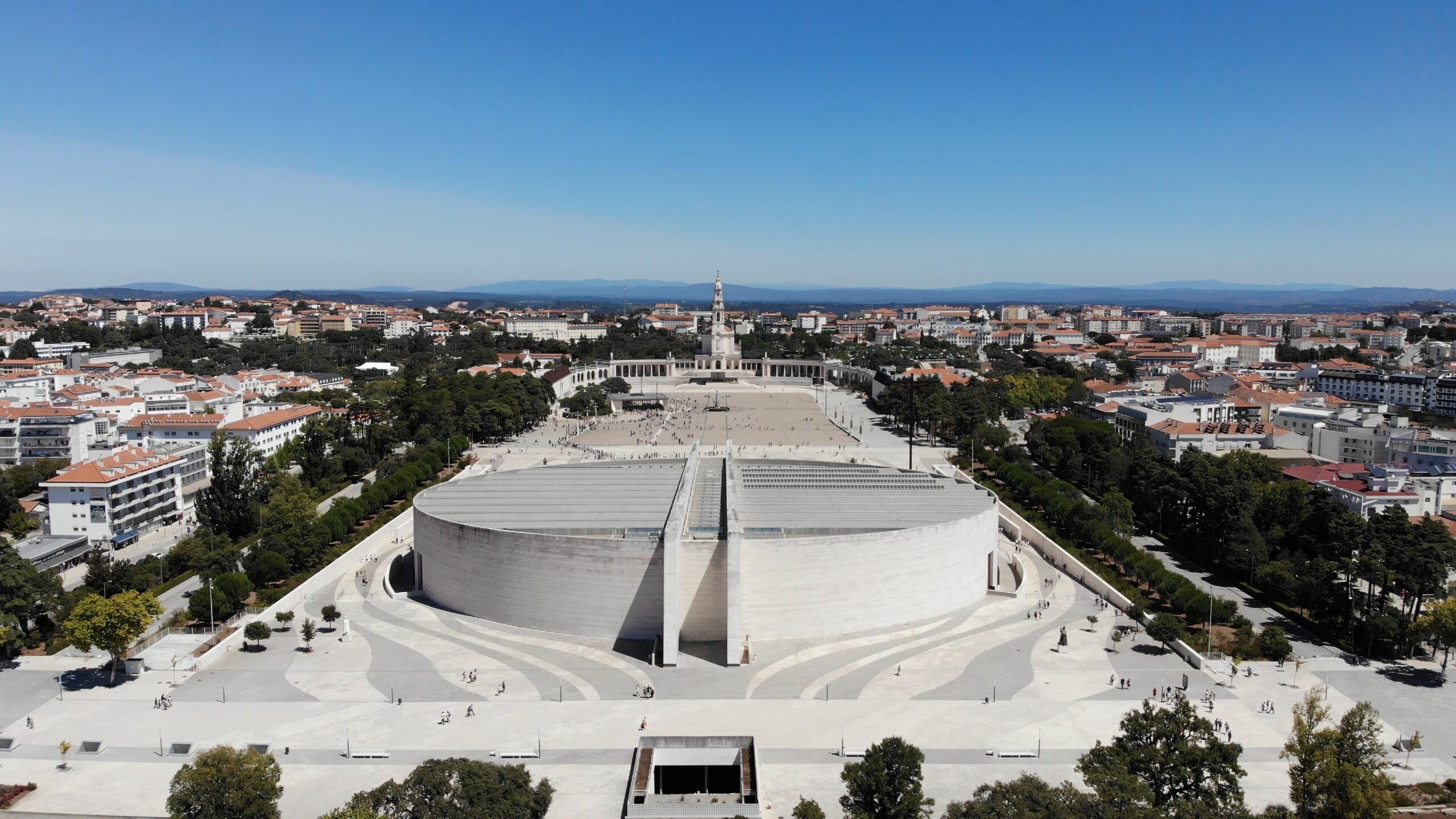 15 Largest Churches in the World | Mappr