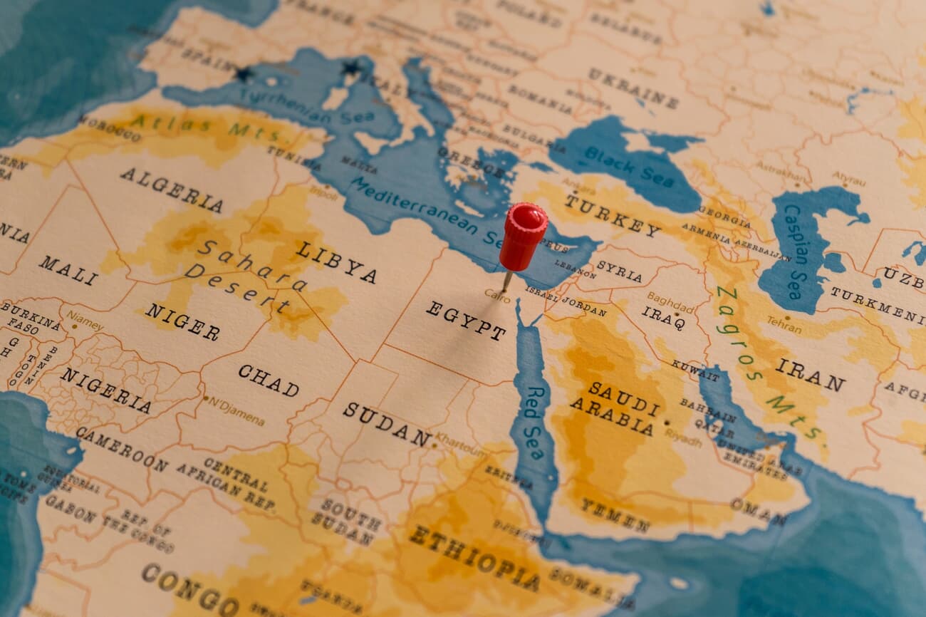 Location of Cairo, Egypt, and its neighboring countries