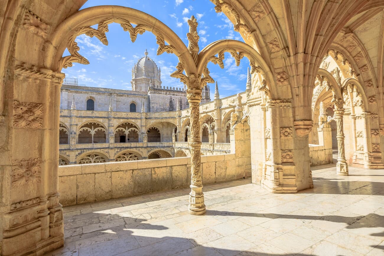 Beautiful reticulated vaulting on courtyard or cloisters of hieronymites monastery