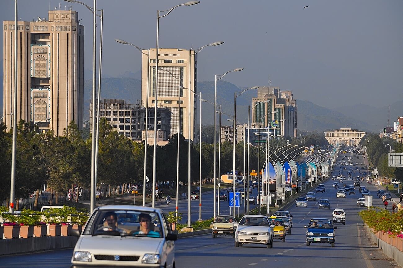 Jinnah Avenue in the Blue Area in Islamabad