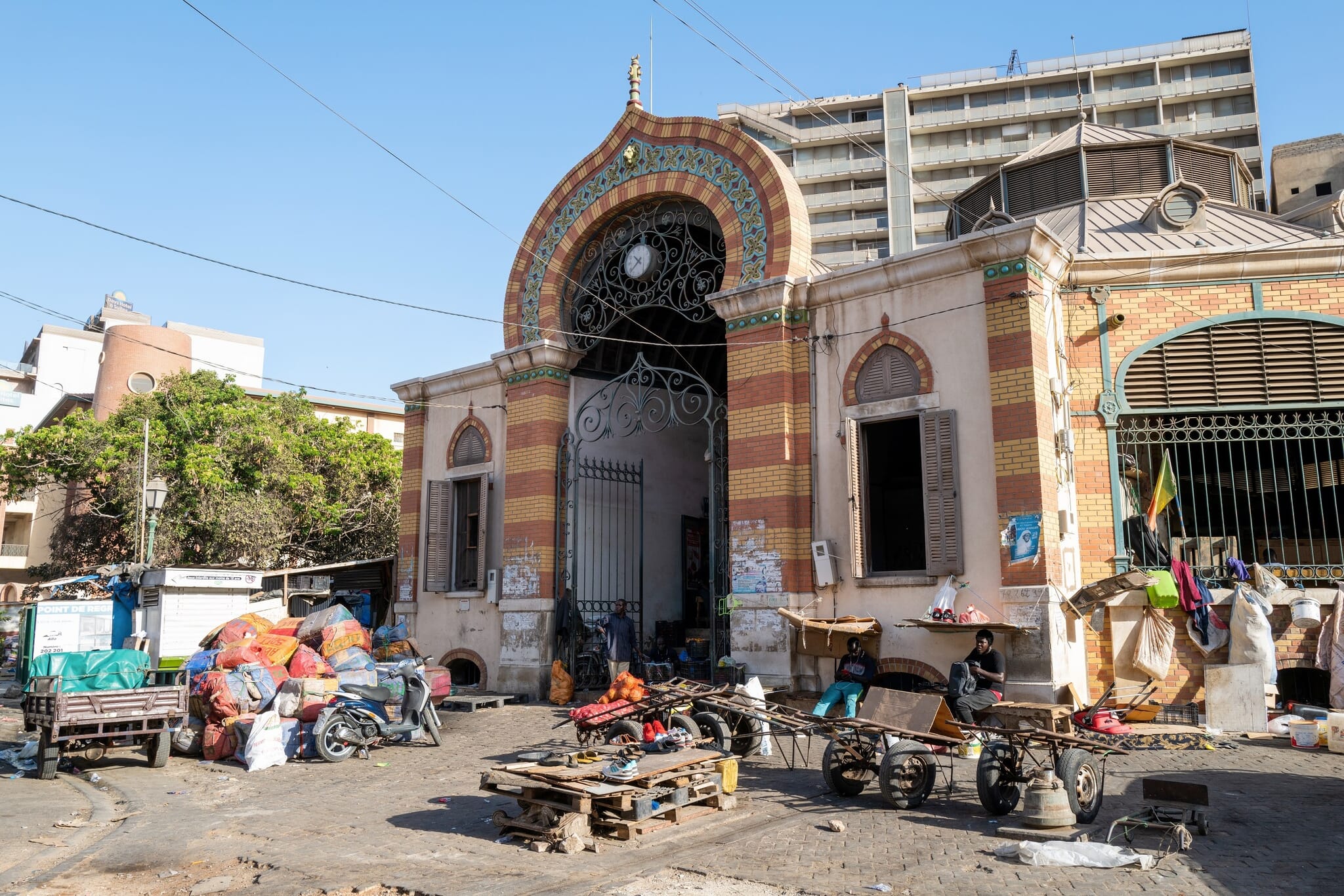 What is the Capital of Senegal? Mappr