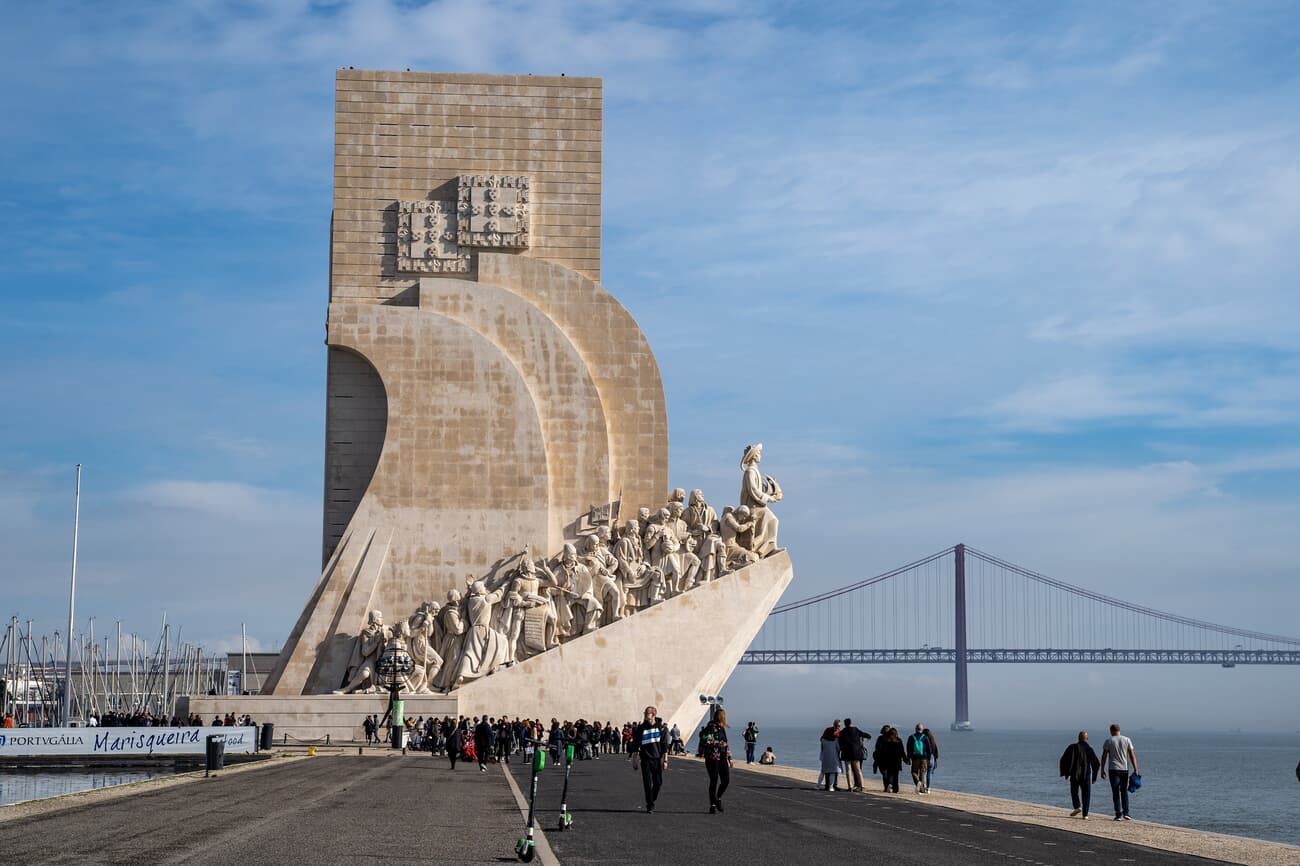 Padrão dos Descobrimentos, erected in 1960