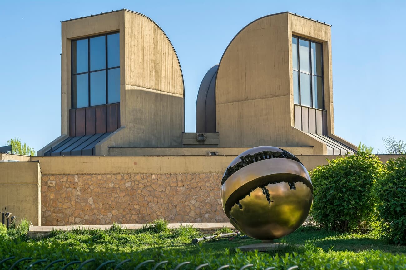Exterior view of Tehran Museum of Contemporary Art