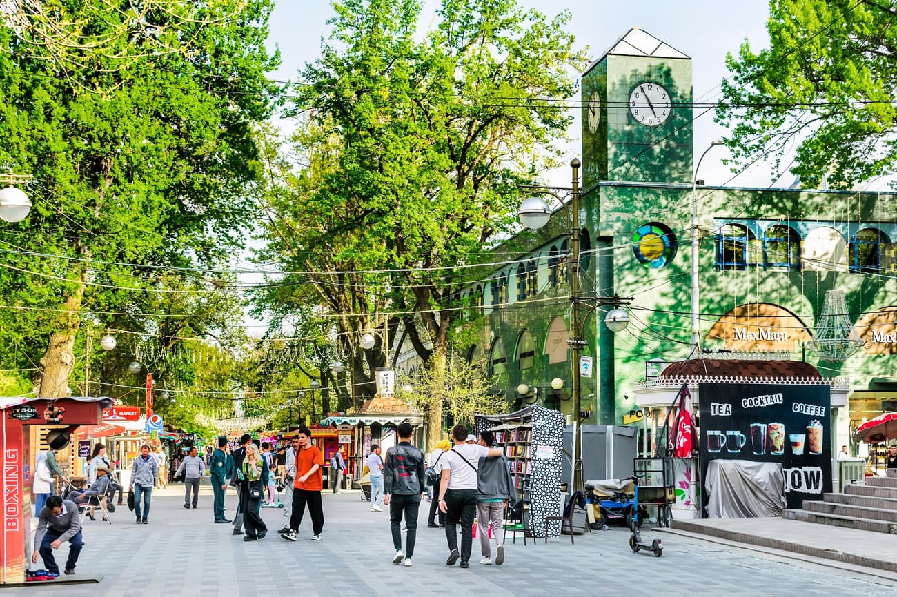 Tashkent Broadway walking street, known for its artists, cafes, and vendors