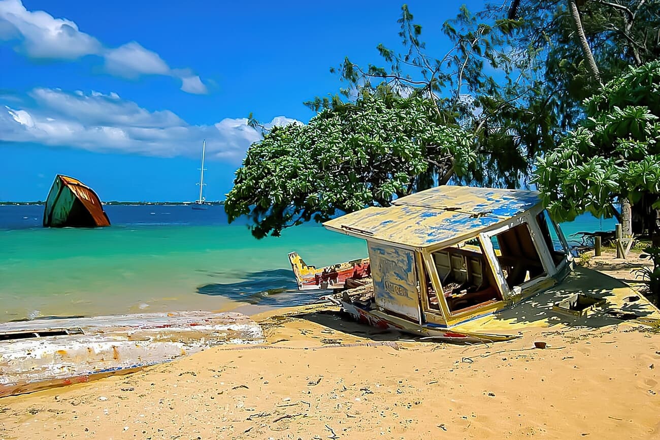 Pangaimotu Island, a popular day-trip destination from Nuku'alofa